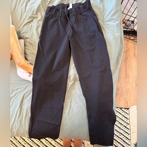 Black Lulu Lemon pants